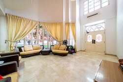 St Annes Wood (D19), Semi-Detached #446966741